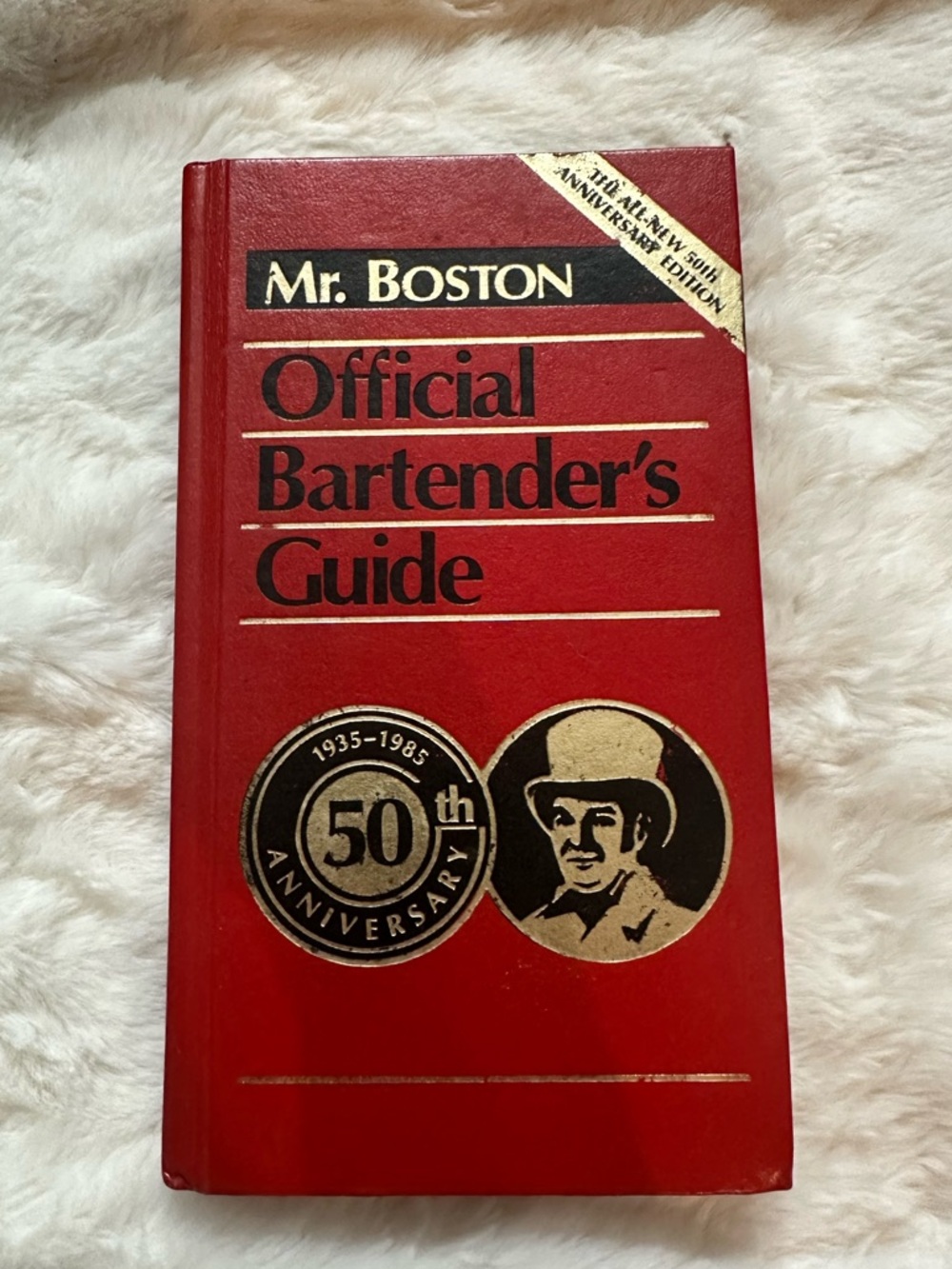 Official‎ Bartender's Guide – Red